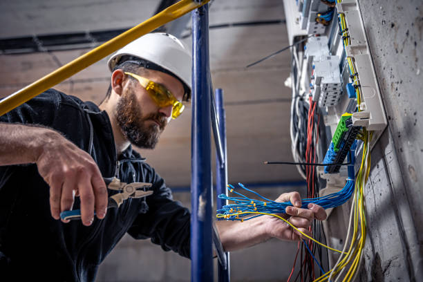 Best Electrical Troubleshooting Services  in Oyster Bay Cove, NY