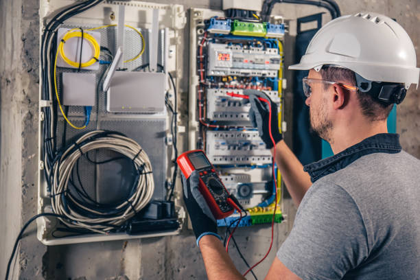 Best Electrical Outlet Repair  in Oyster Bay Cove, NY