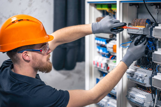 Best Licensed Electrician  in Oyster Bay Cove, NY